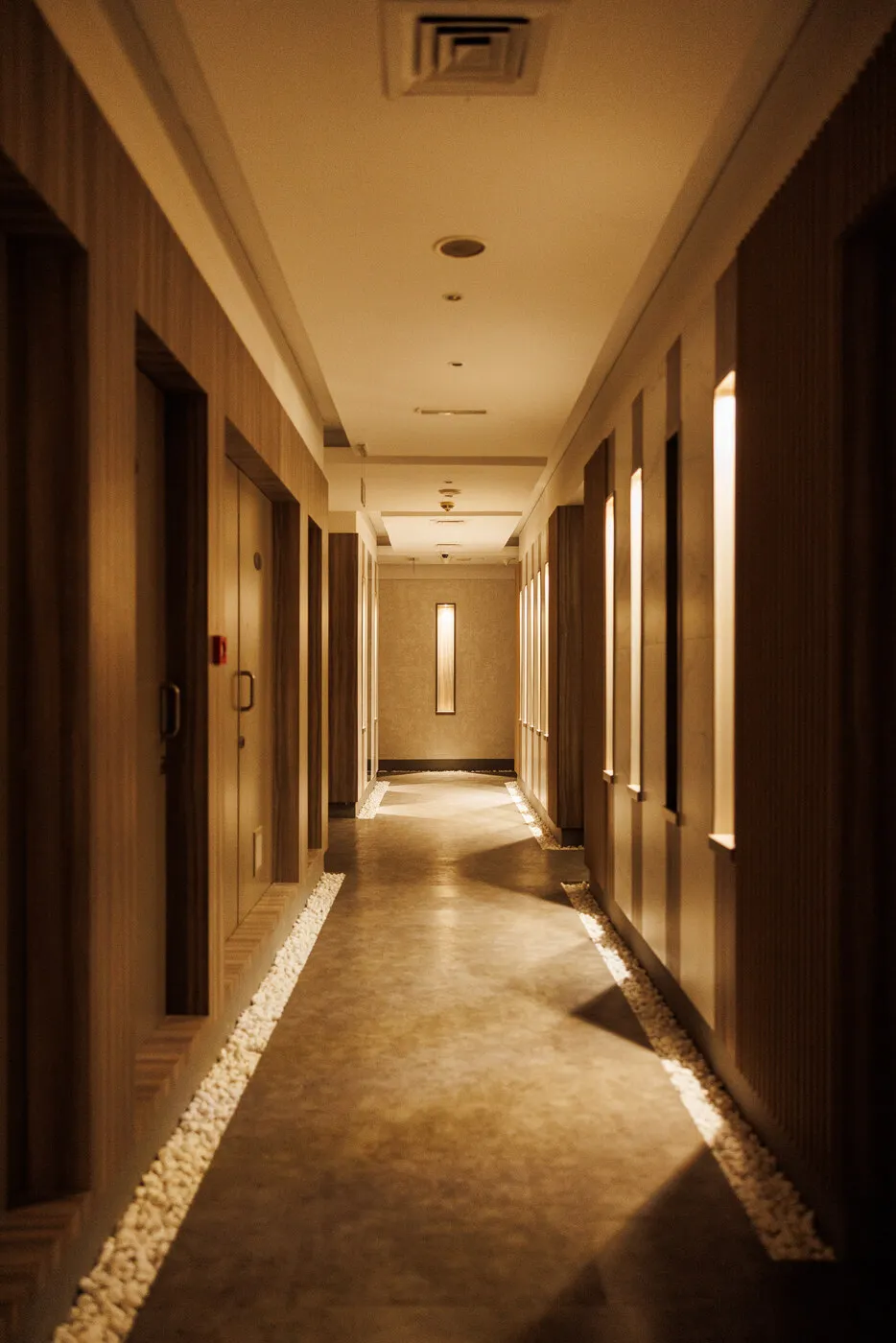 Corridor leading to the treatment rooms at the DIFC branch
